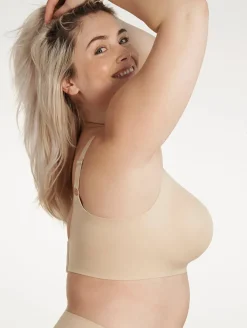 Evelyn & Bobbie Beyond Bra