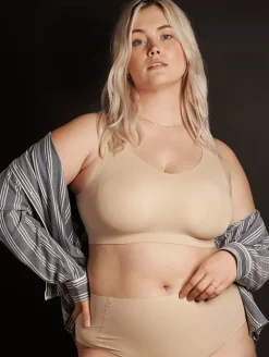 Evelyn & Bobbie Defy Bra