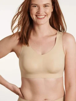 Evelyn & Bobbie Defy Bra