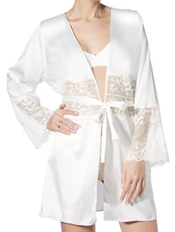 Janira Robe