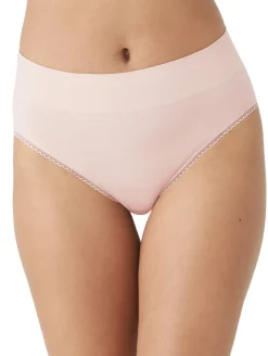 Wacoal Feeling Flexible Hi-Cut Brief