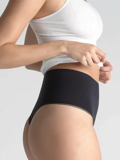 Yummie Seamless Shaping Thong